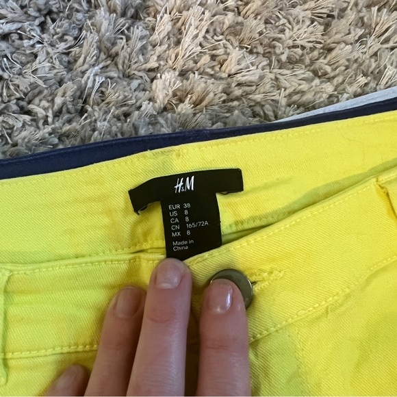 H&M Raw Hem Mid Rise Denim Shorts Rolled Hem - 3 Pair Bundle - Picture 2 of 6